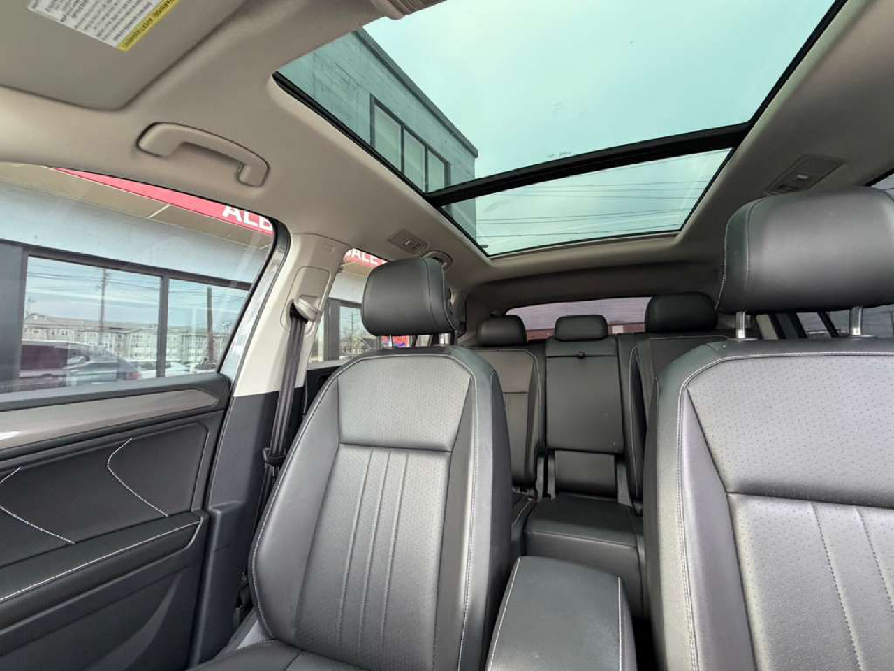 Volkswagen Tiguan SE 2024