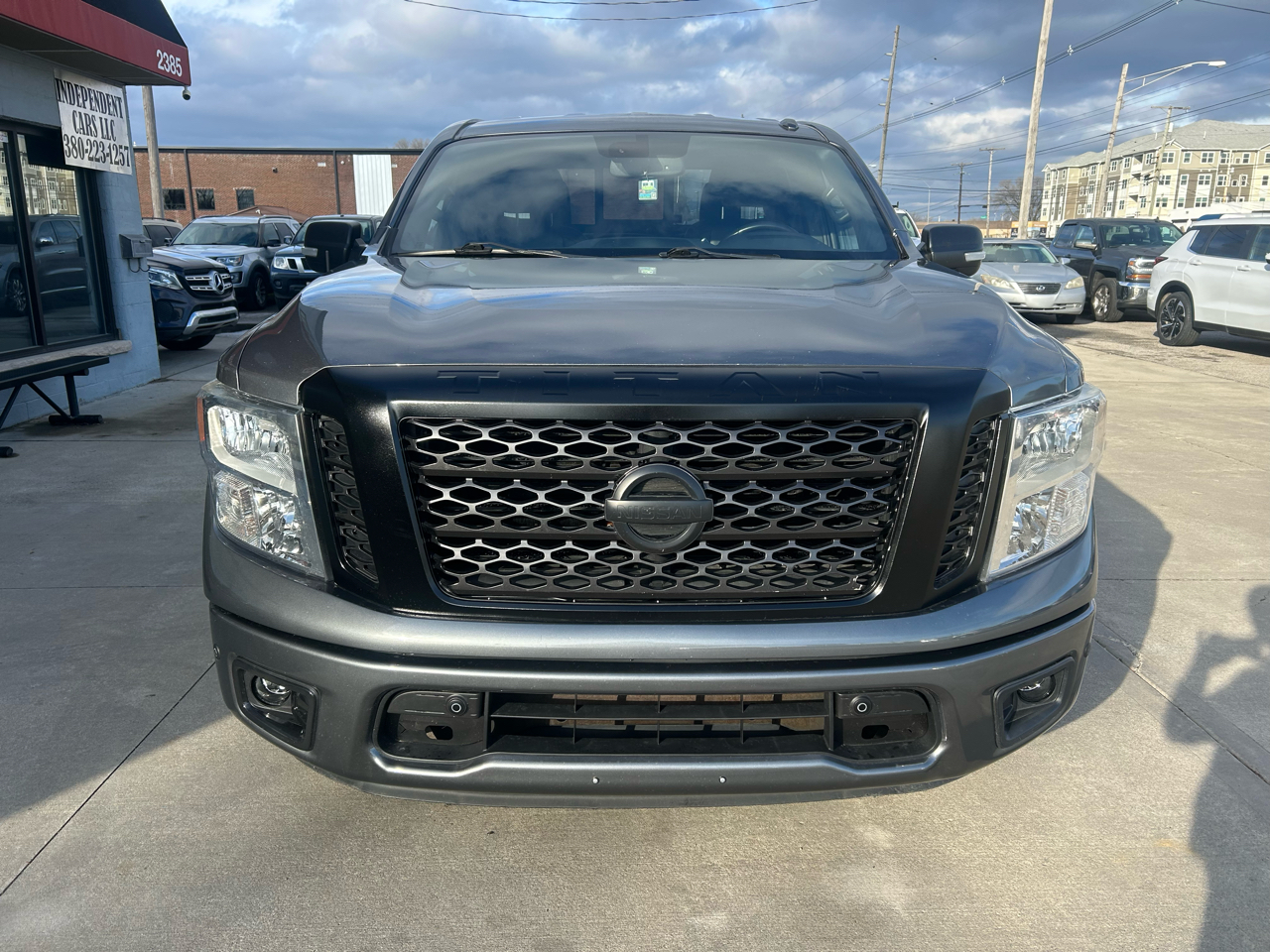 Nissan Titan Platinum Reserve Crew Cab 2WD 2018