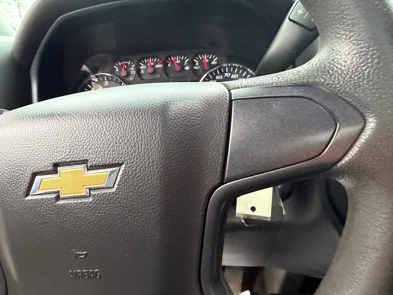 Chevrolet Silverado 1500 Work Truck Short Box 4WD 2015