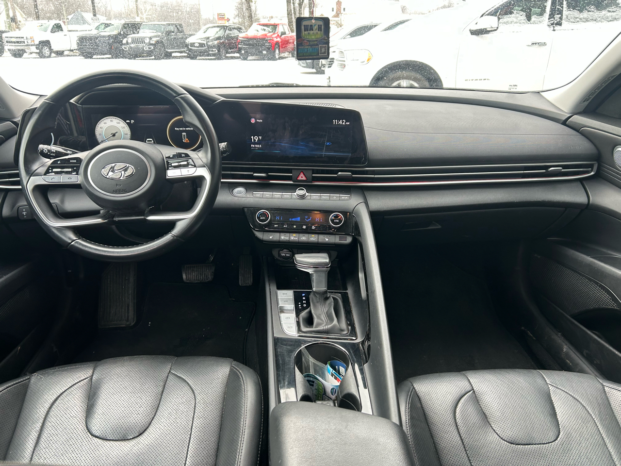 Hyundai Elantra Limited 2022