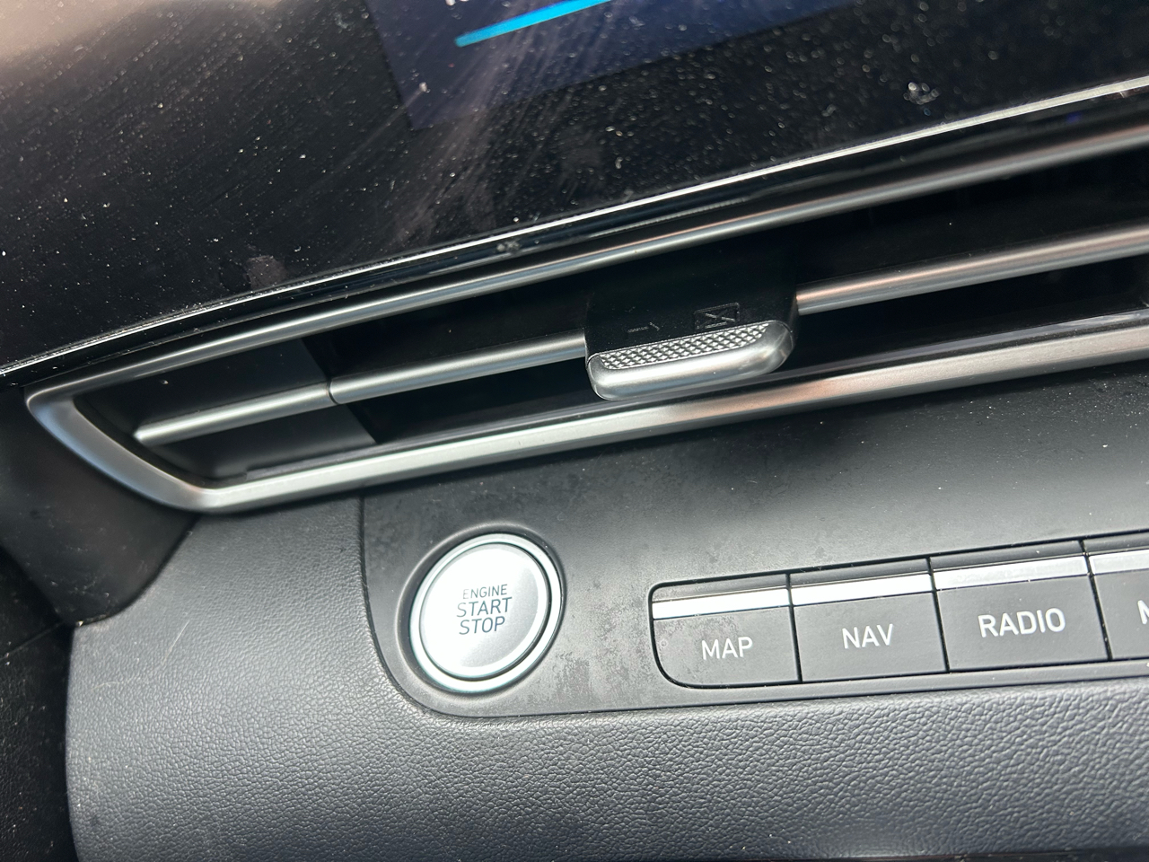 Hyundai Elantra Limited 2022