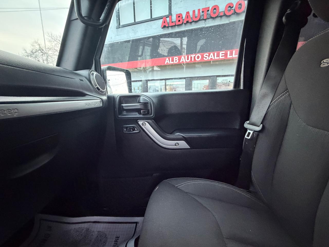 Jeep Wrangler JK Unlimited Sahara 4WD 2018