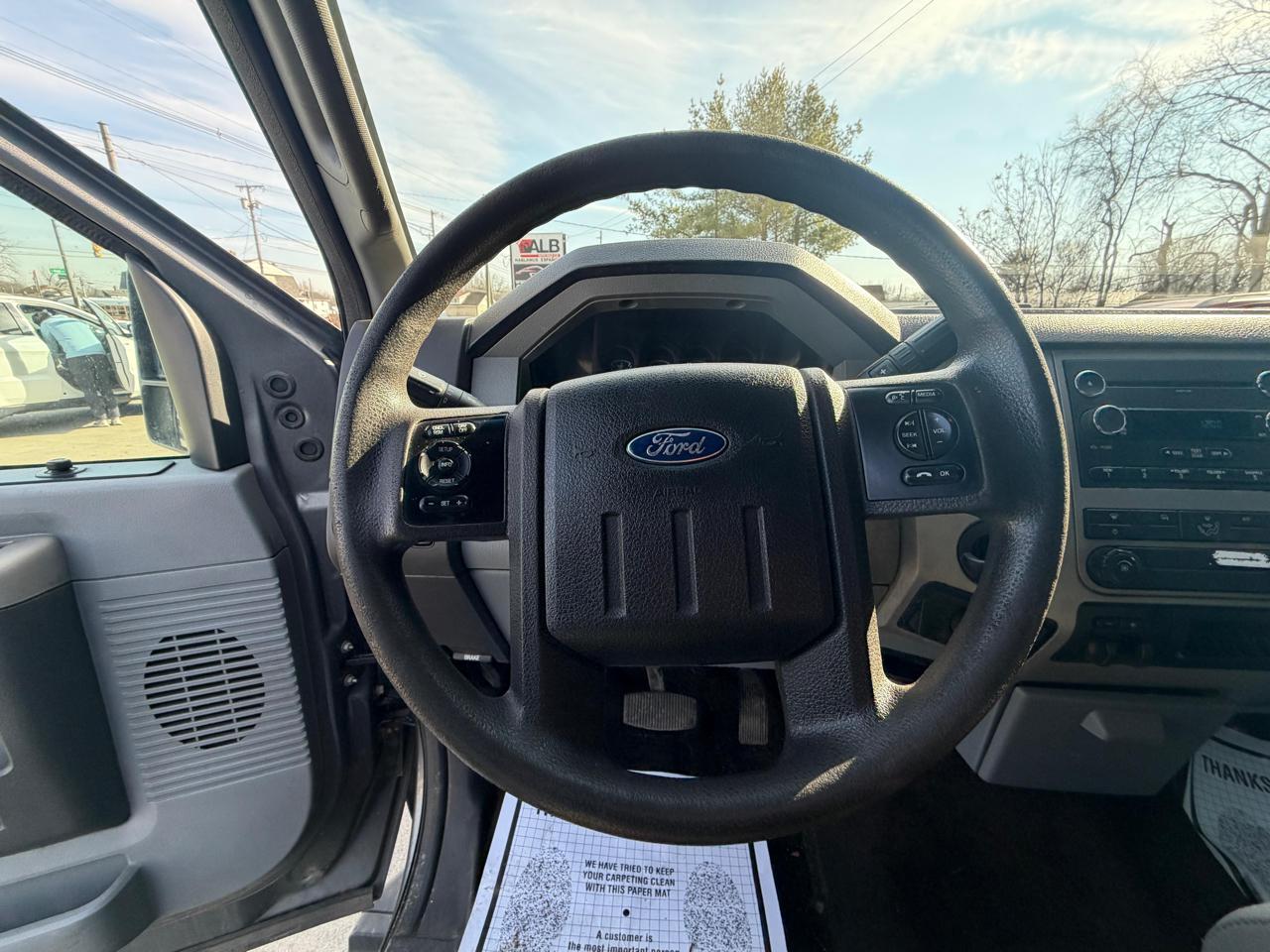 Ford F-250 SD King Ranch Crew Cab 2WD 2013