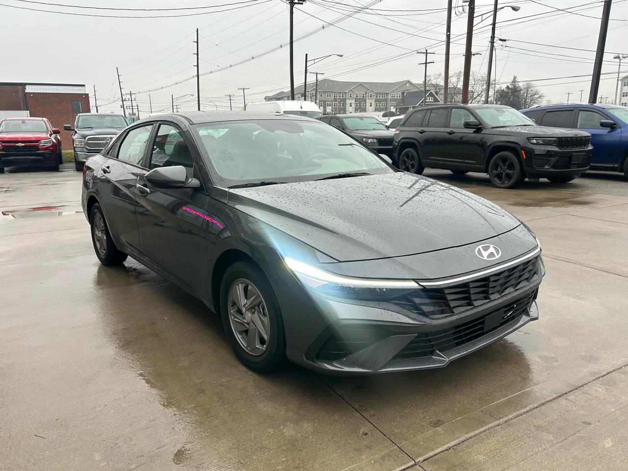 Hyundai Elantra SE 2024