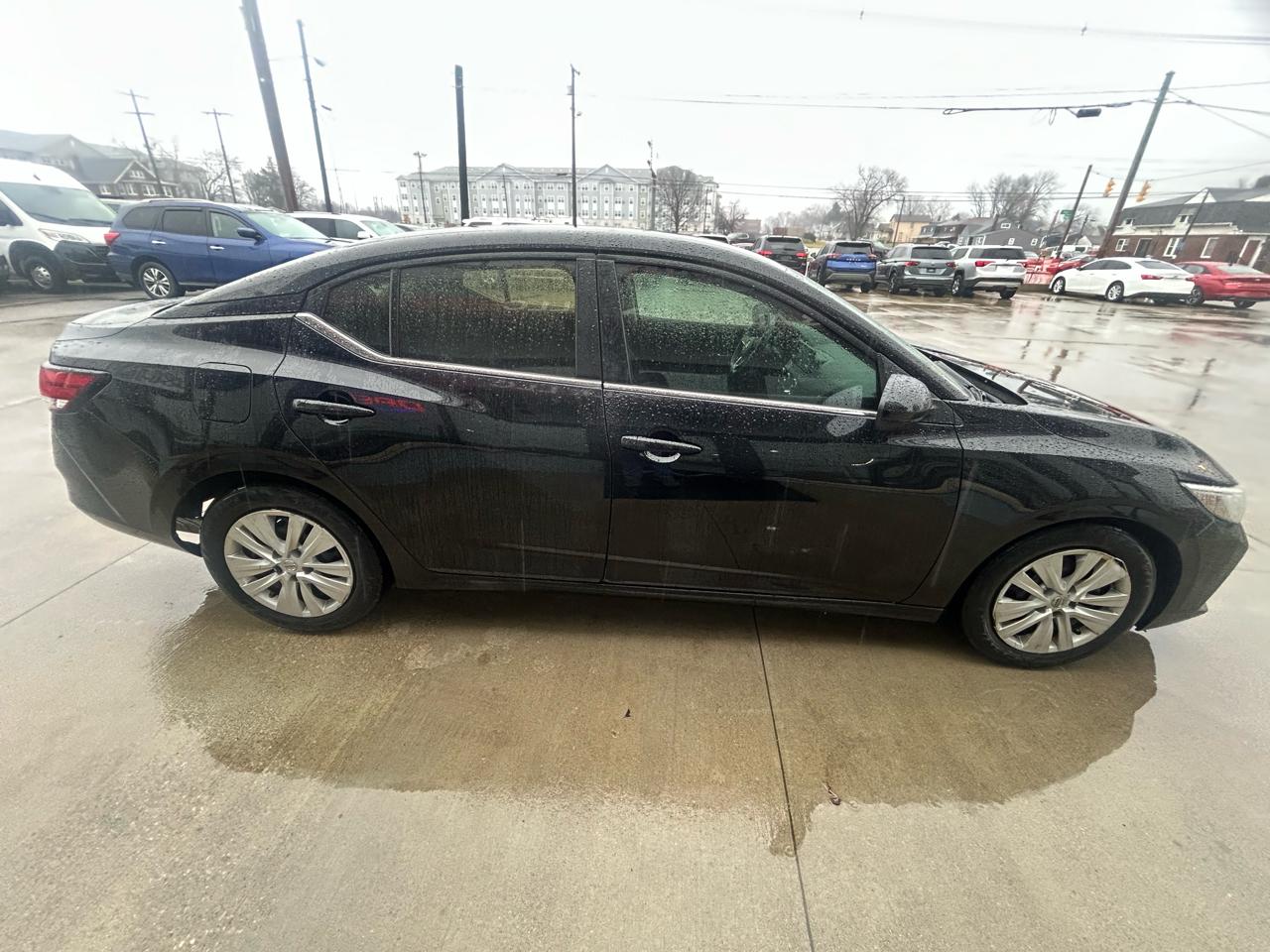 Nissan Sentra S 2020