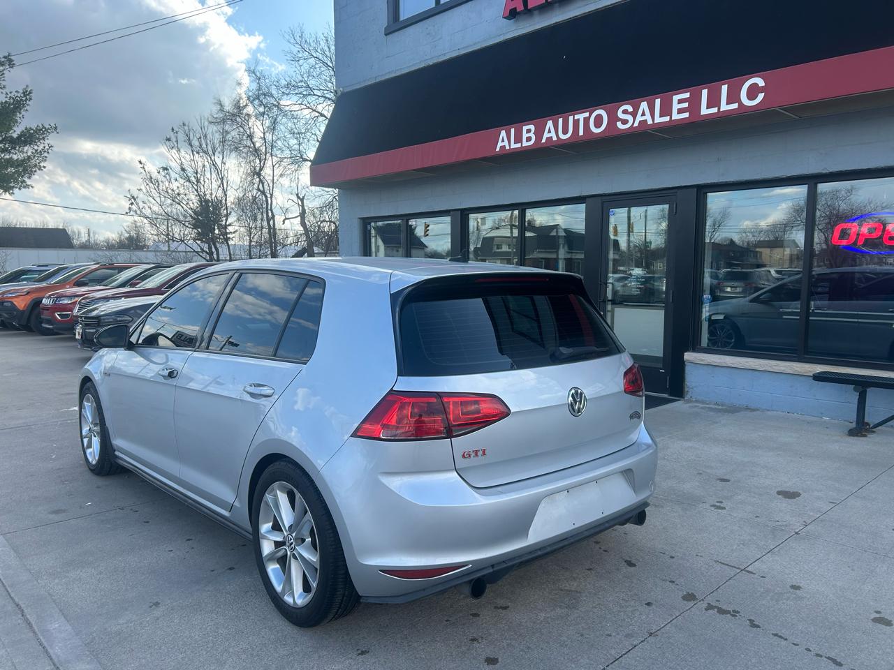 Volkswagen GTI Autobahn 6A 4-Door 2016