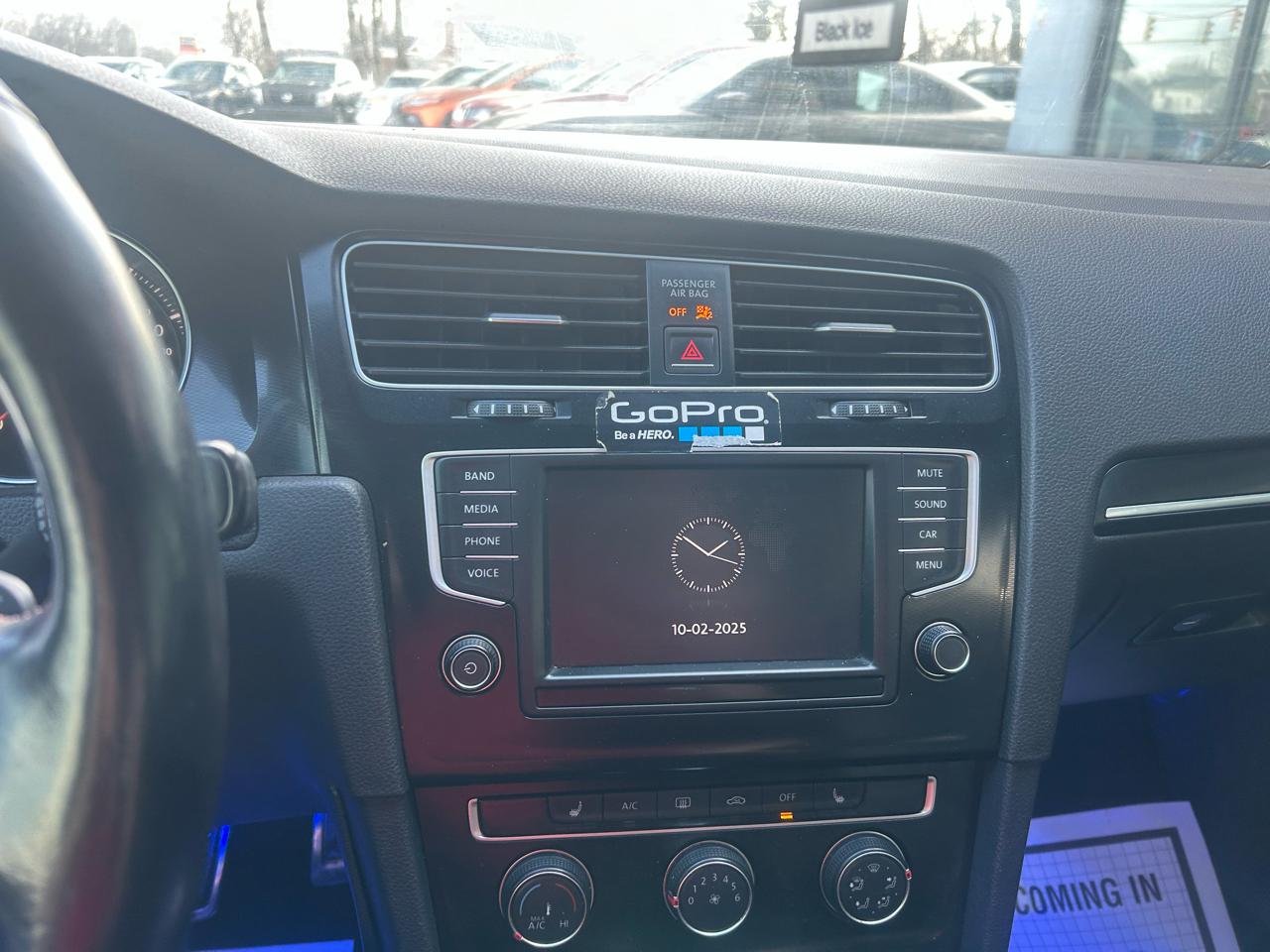 Volkswagen GTI Autobahn 6A 4-Door 2016