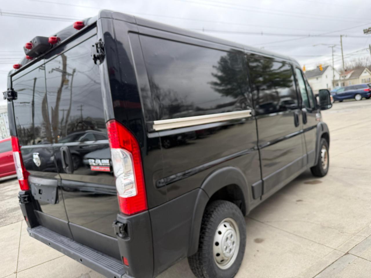 RAM Promaster 1500 Low Roof 136-in. WB 2021