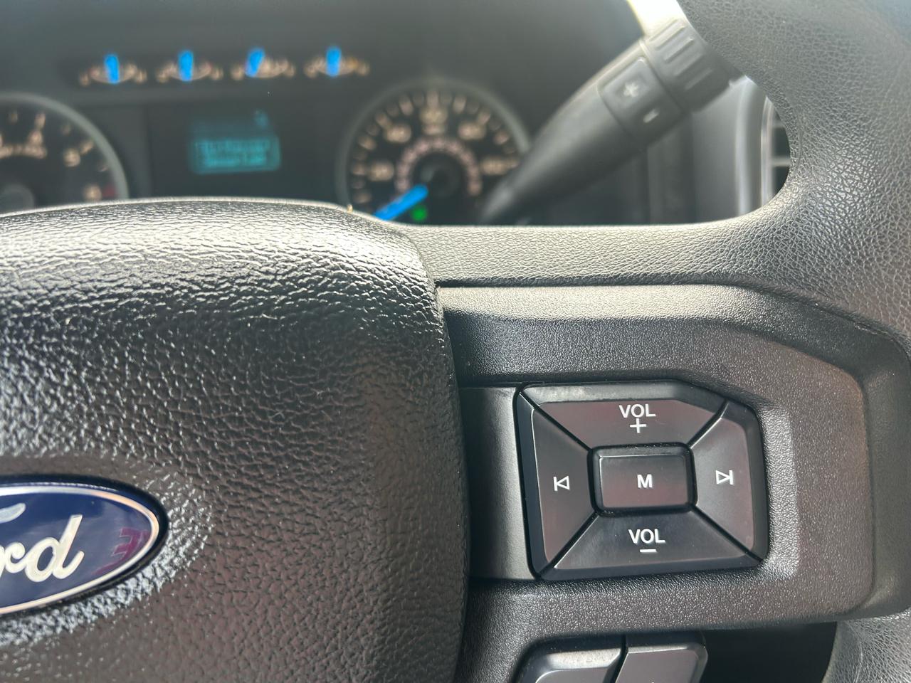 Ford F-150 Lariat SuperCrew 5.5-ft. Bed 4WD 2016