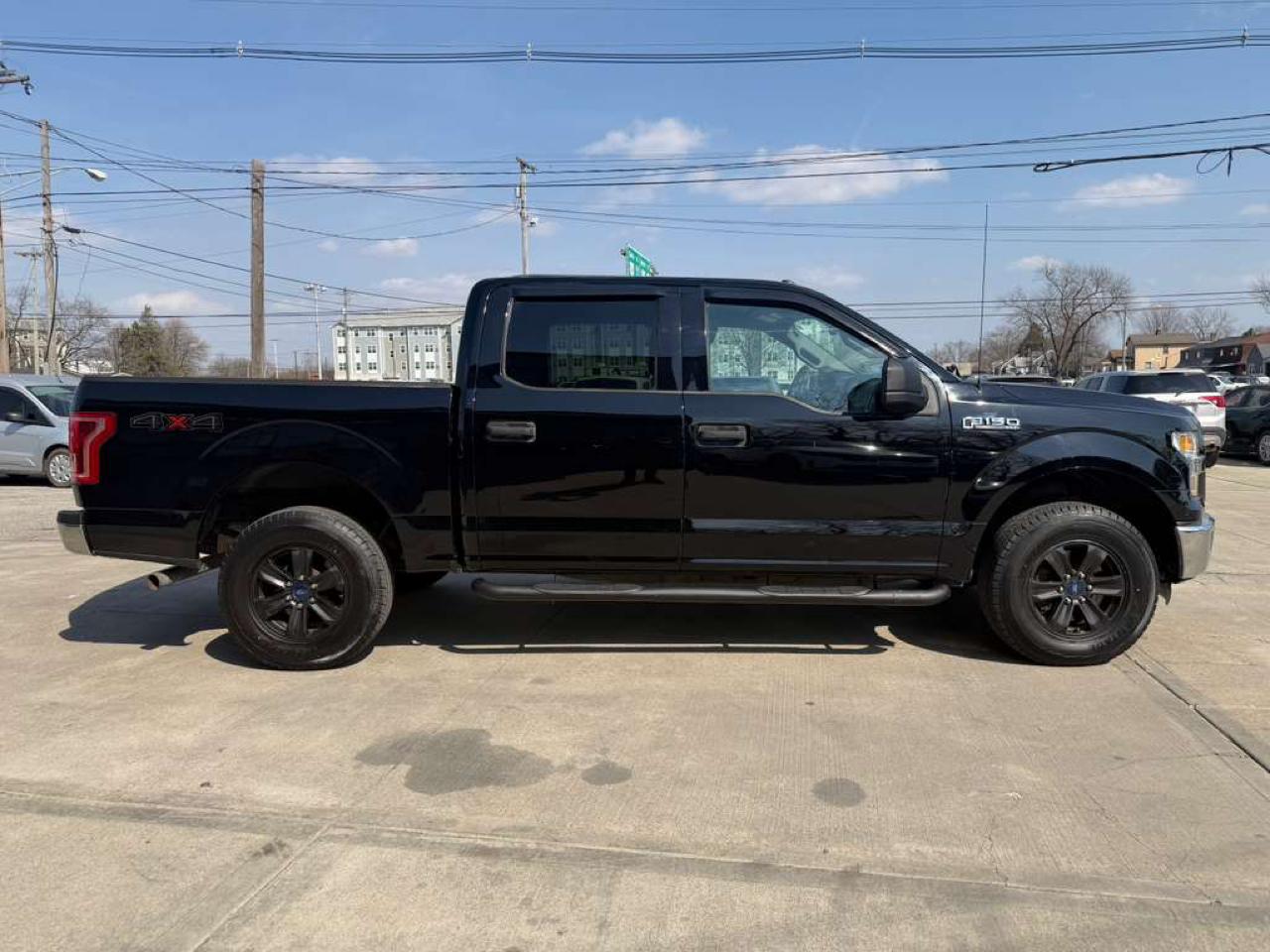 Ford F-150 Lariat SuperCrew 5.5-ft. Bed 4WD 2016