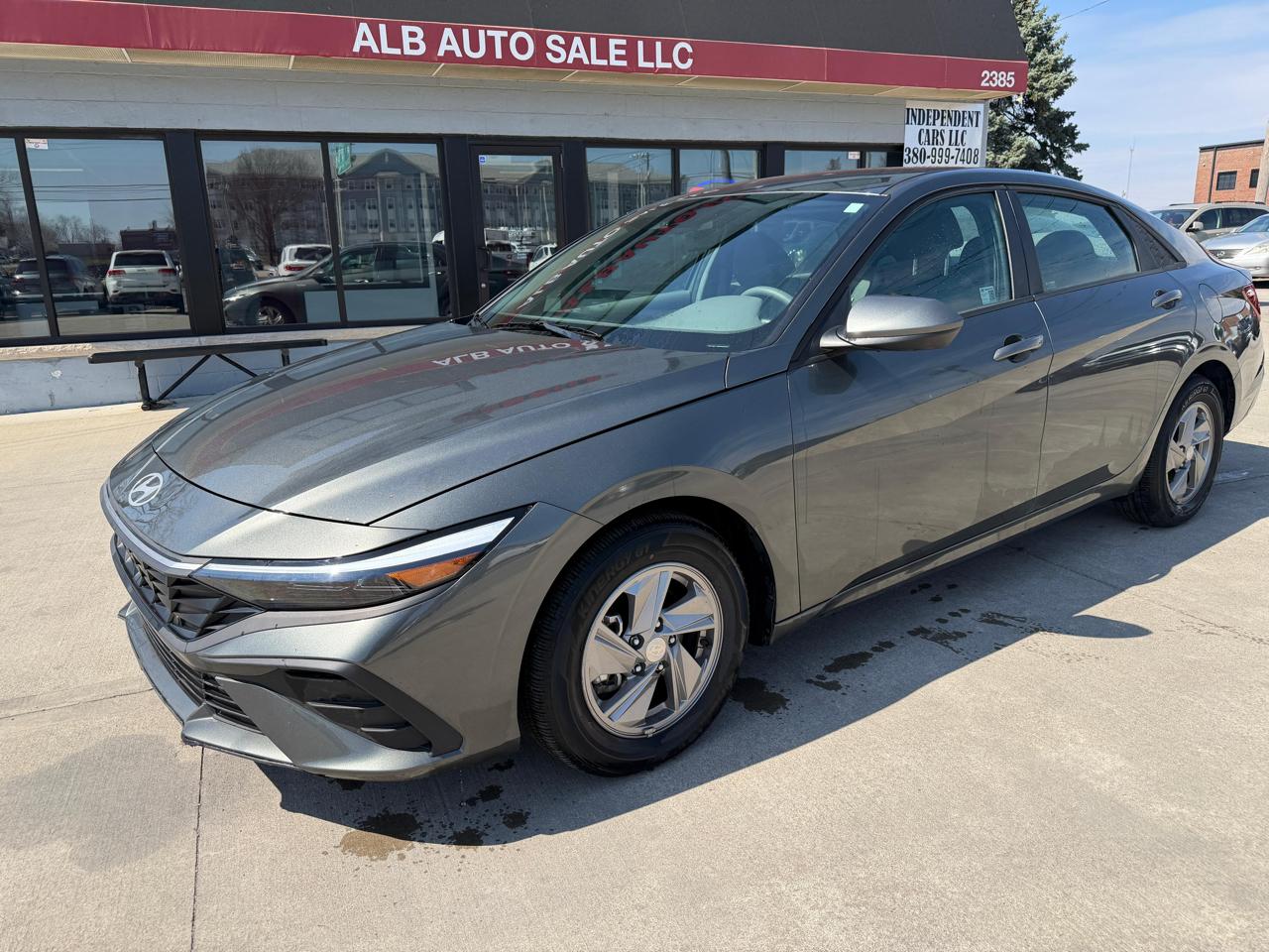 Hyundai Elantra SE 2025