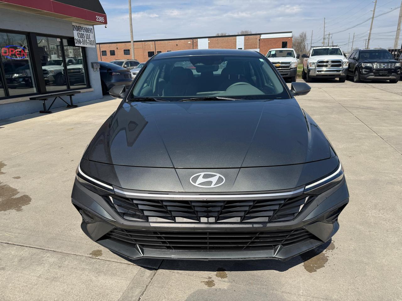 Hyundai Elantra SE 2025