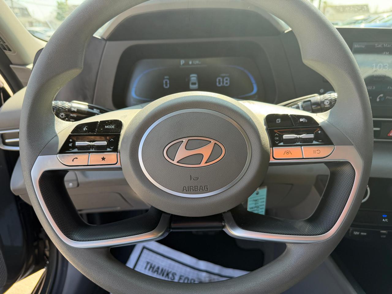 Hyundai Elantra SE 2025