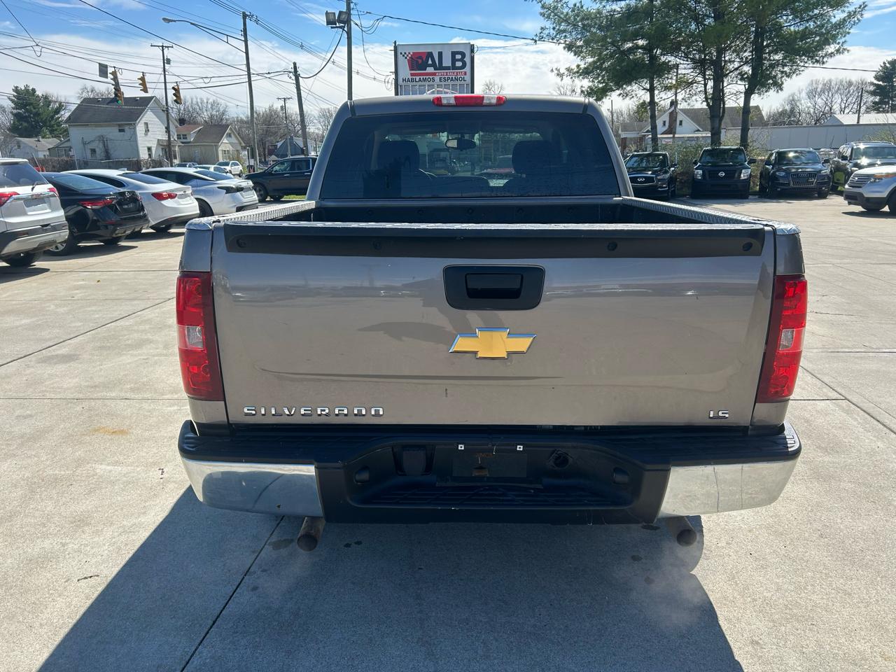Chevrolet Silverado 1500 LS Crew Cab Short Box 4WD 2012