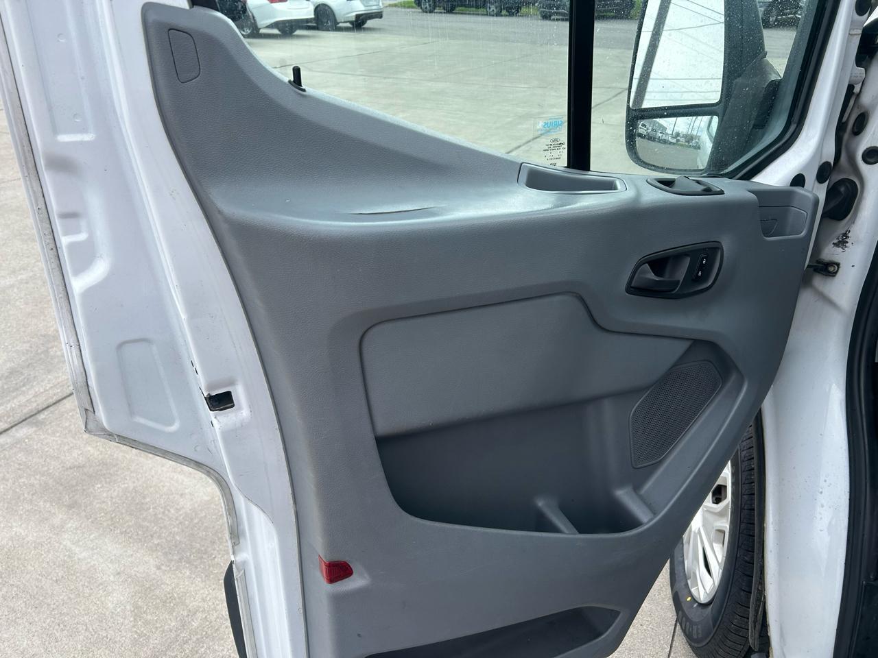 Ford Transit 350 Wagon Low Roof XLT 60/40 Pass. 148-in. WB 2016