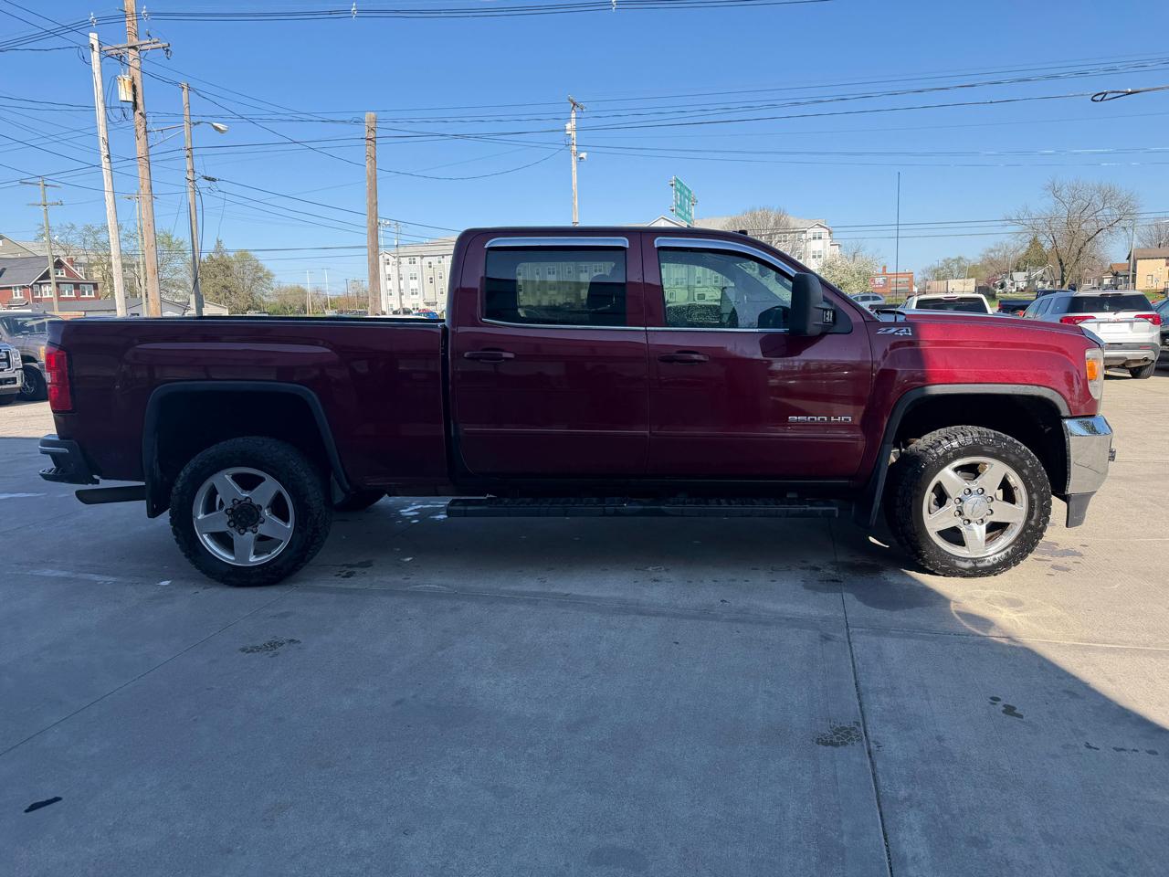 GMC Sierra 2500HD SLE Crew Cab 4WD 2015