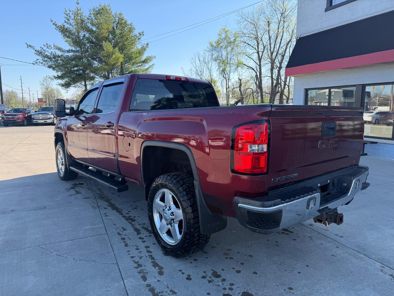 GMC Sierra 2500HD SLE Crew Cab 4WD 2015