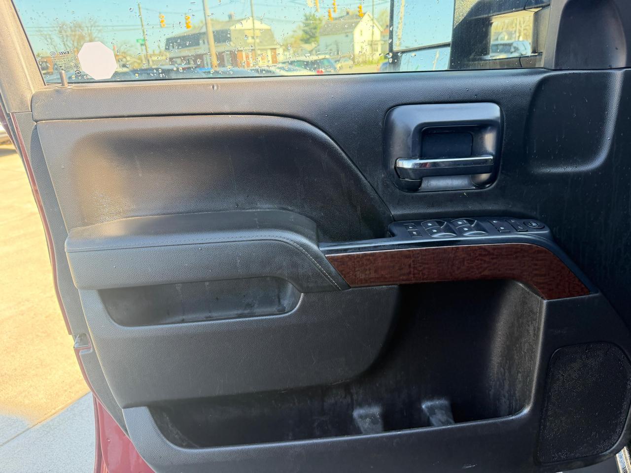 GMC Sierra 2500HD SLE Crew Cab 4WD 2015