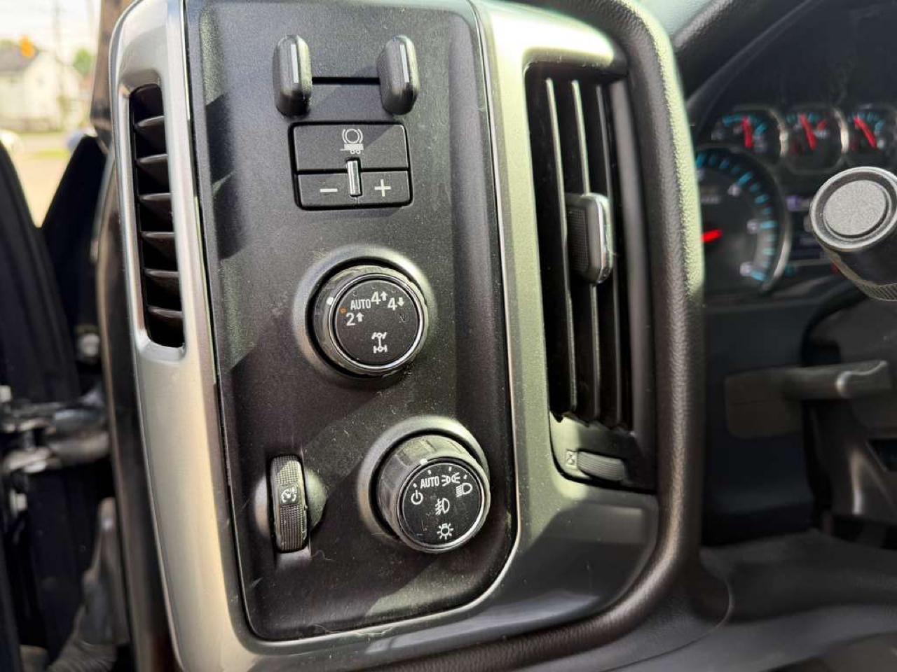 Chevrolet Silverado 1500 LT Double Cab 4WD 2018