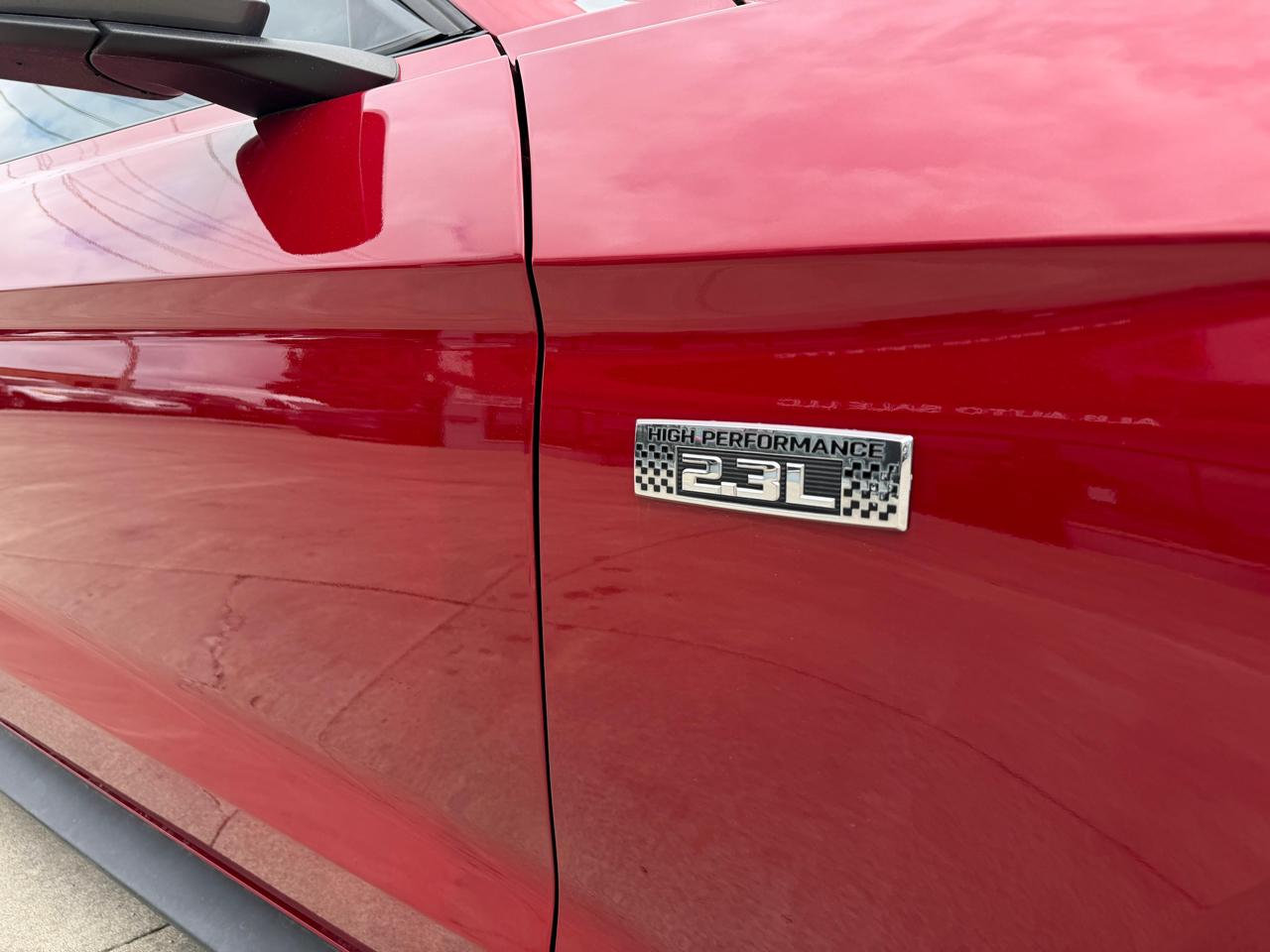 Ford Mustang EcoBoost Coupe 2021