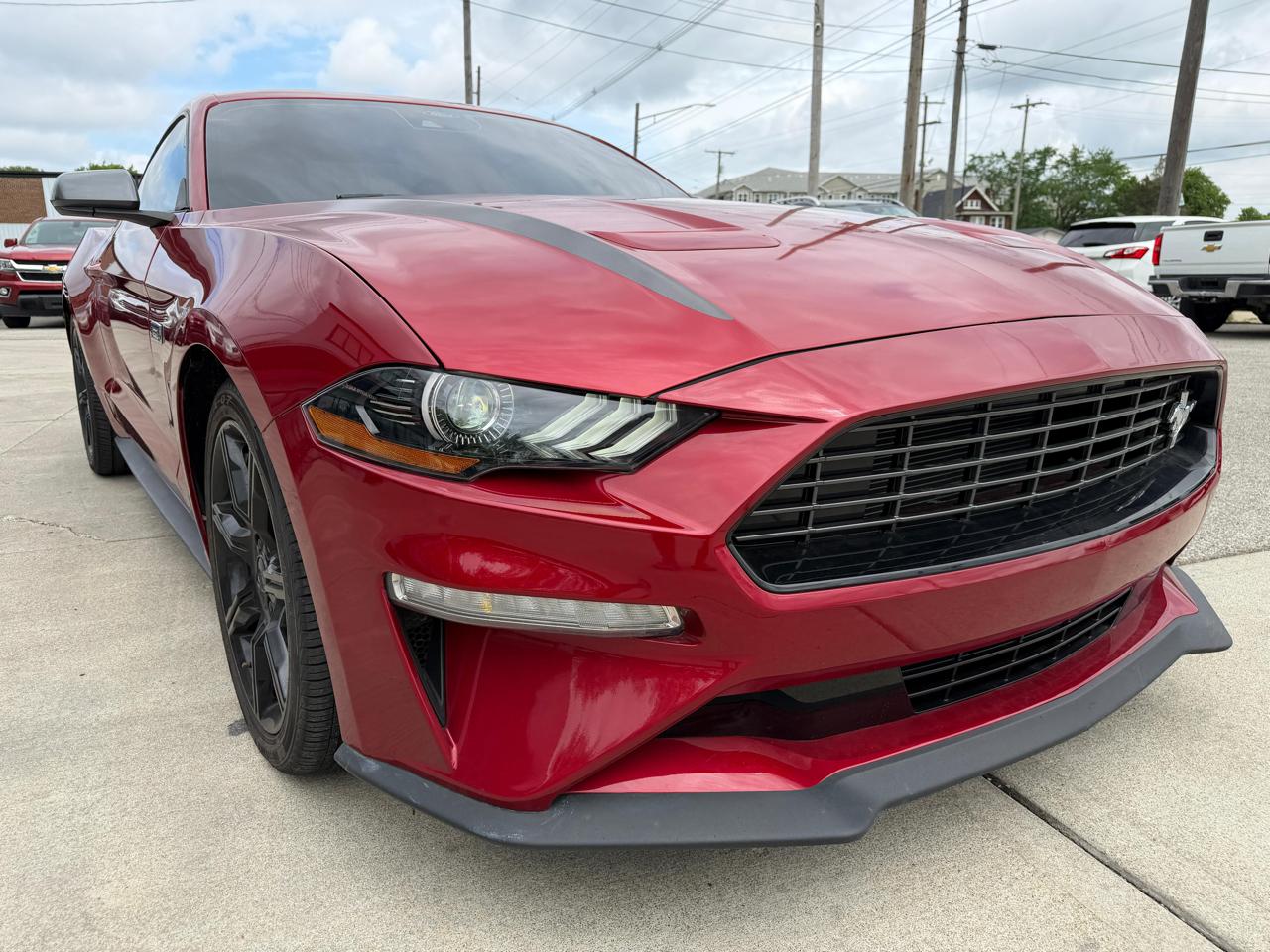 Ford Mustang EcoBoost Coupe 2021