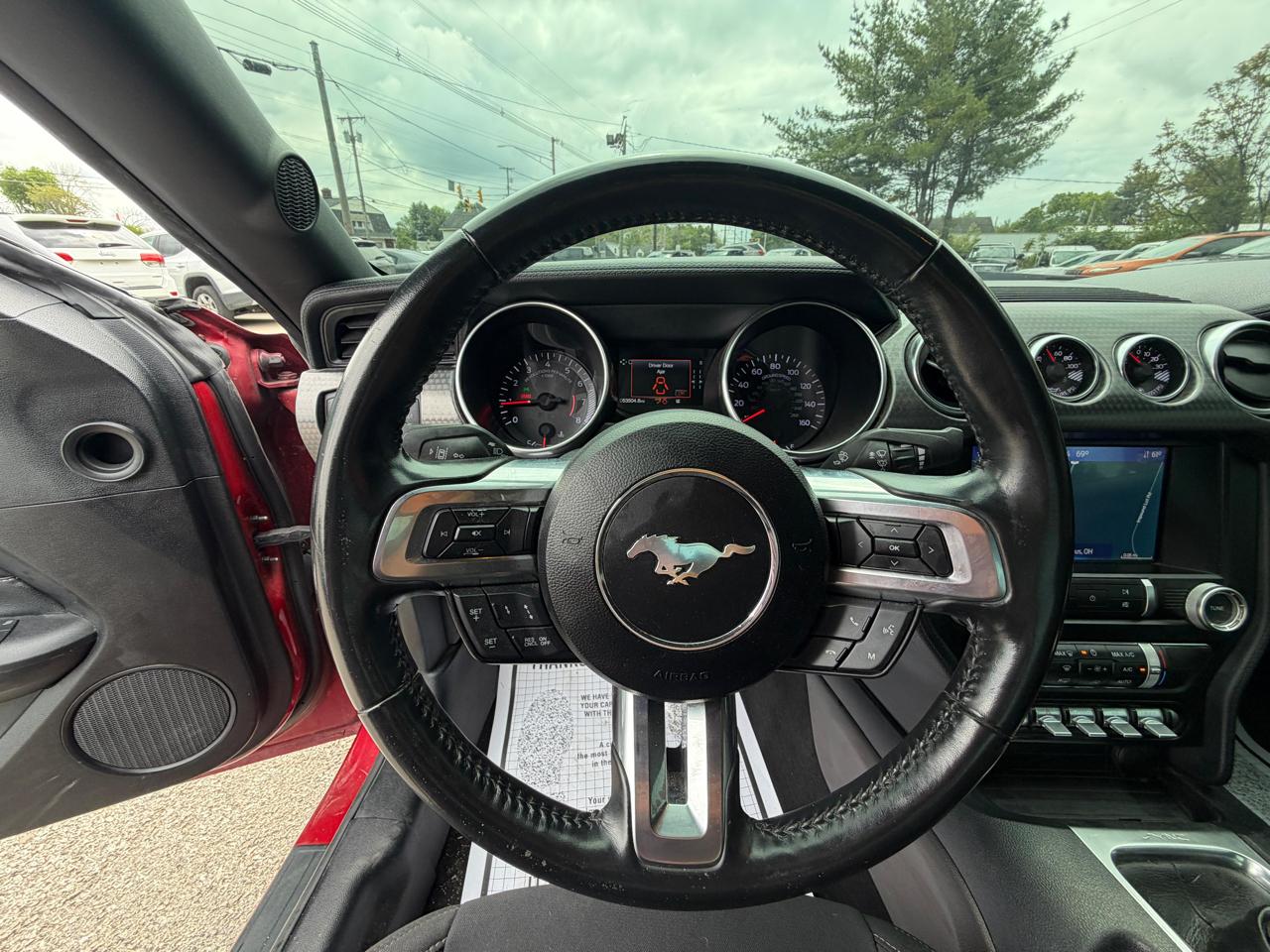 Ford Mustang EcoBoost Coupe 2021