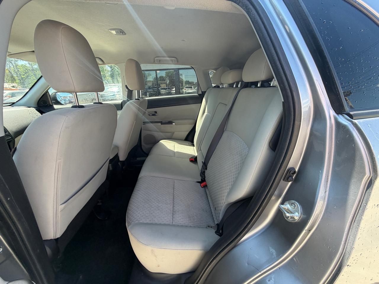 Mitsubishi Outlander Sport 2.0 ES 5M 2018