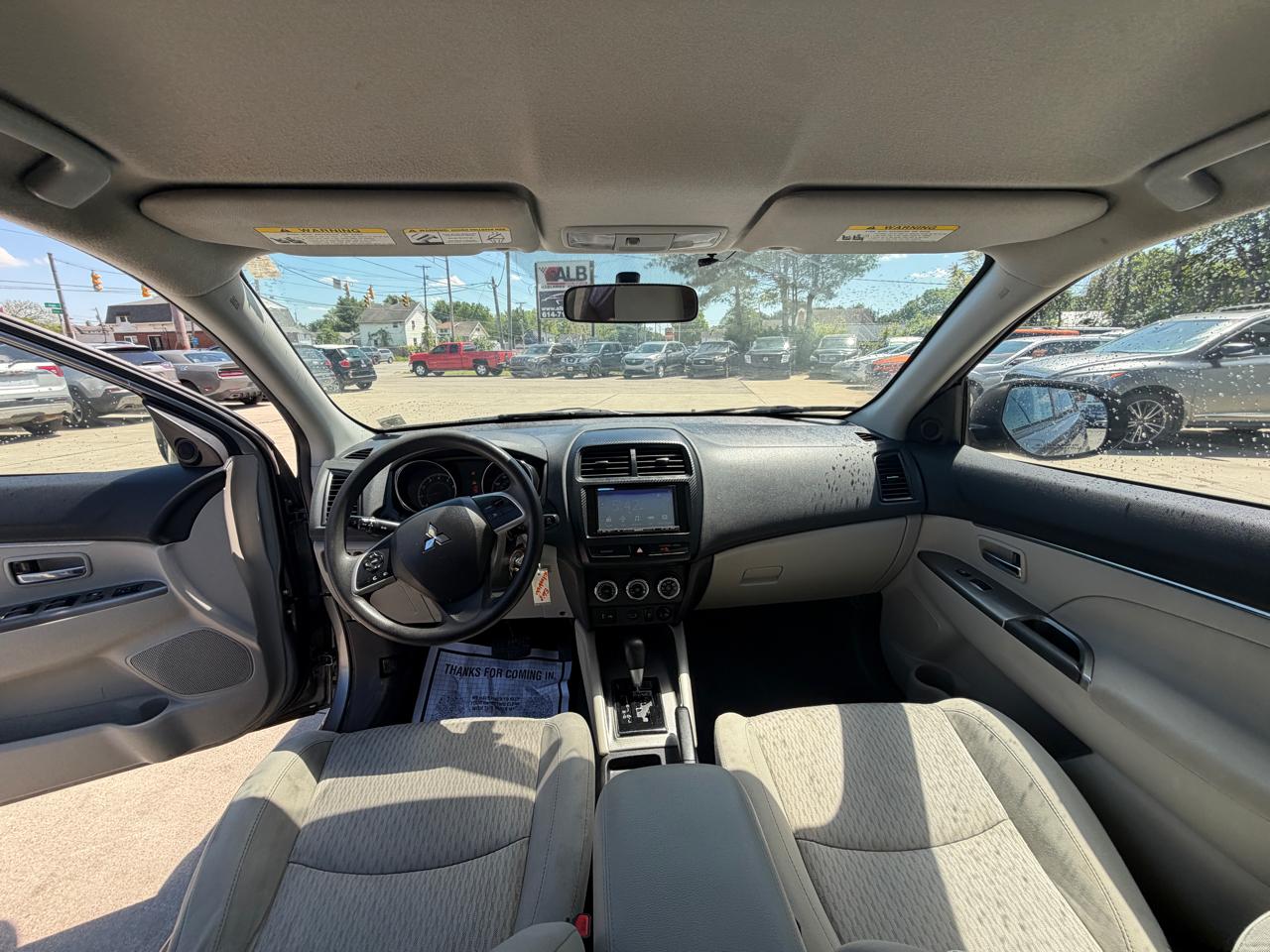 Mitsubishi Outlander Sport 2.0 ES 5M 2018