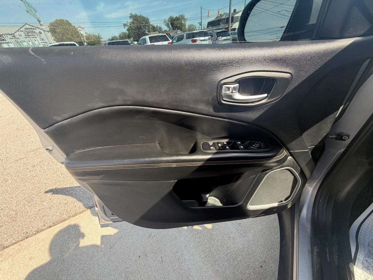 Jeep Compass Latitude FWD 2018