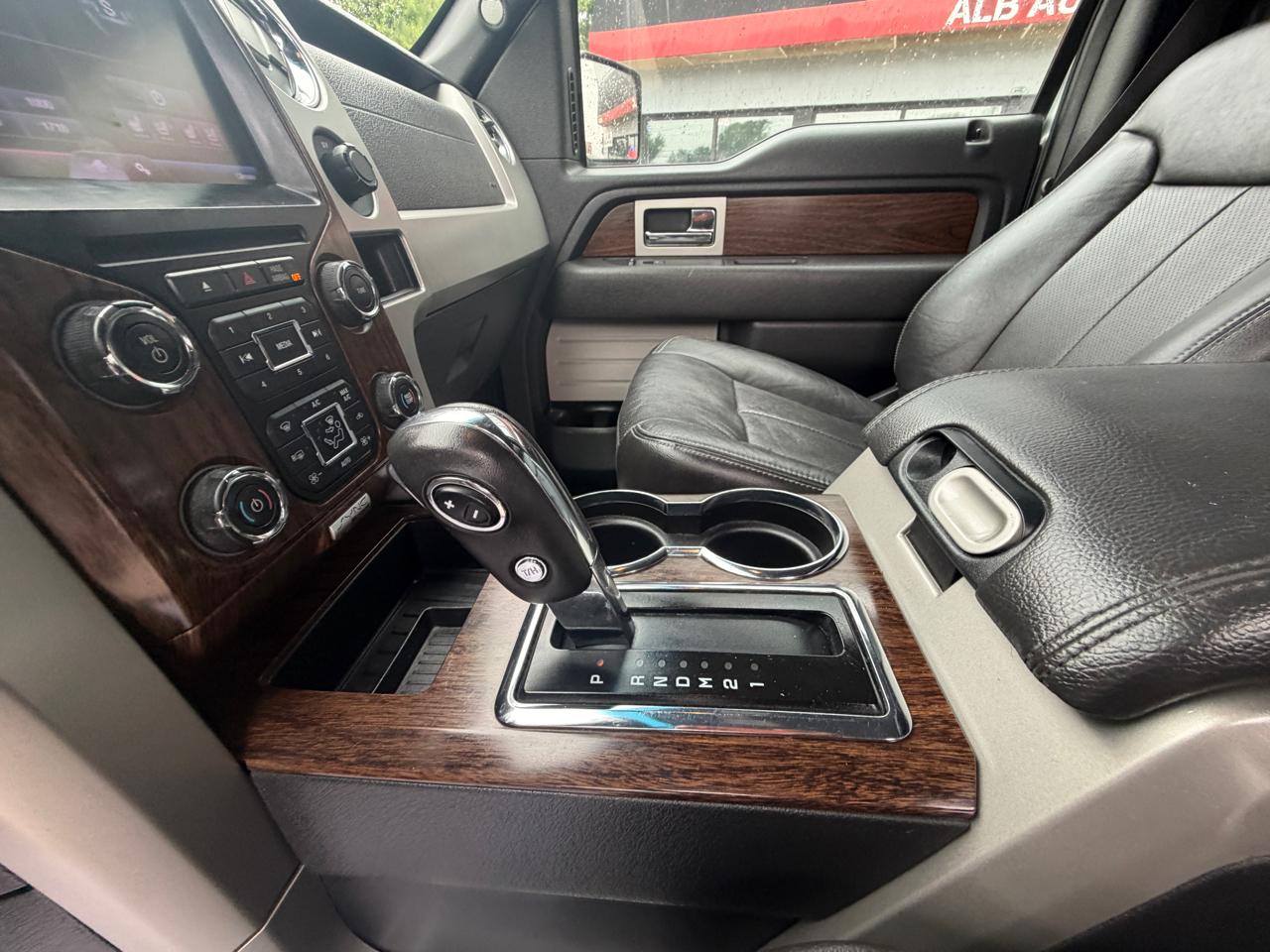 Ford F-150 4WD SuperCrew 145" Lariat 2013