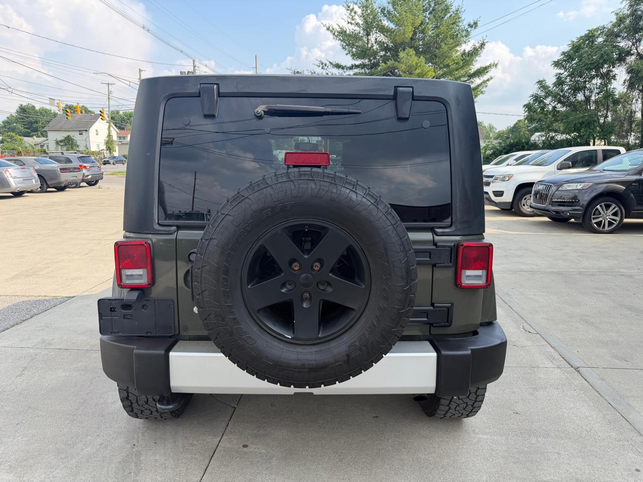Jeep Wrangler Unlimited Sahara 4WD 2015