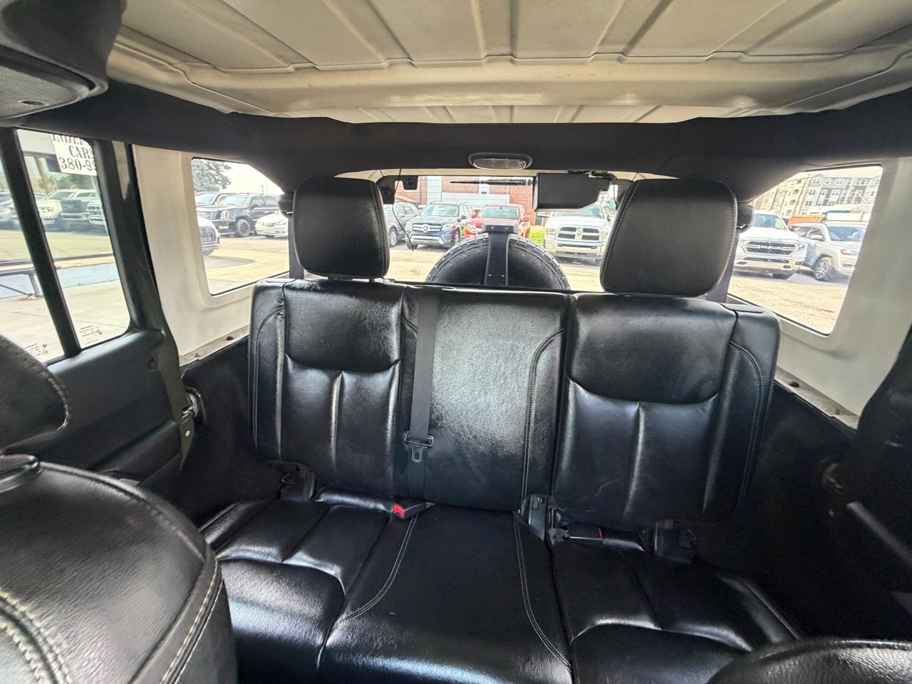 Jeep Wrangler Unlimited Sahara 4WD 2015