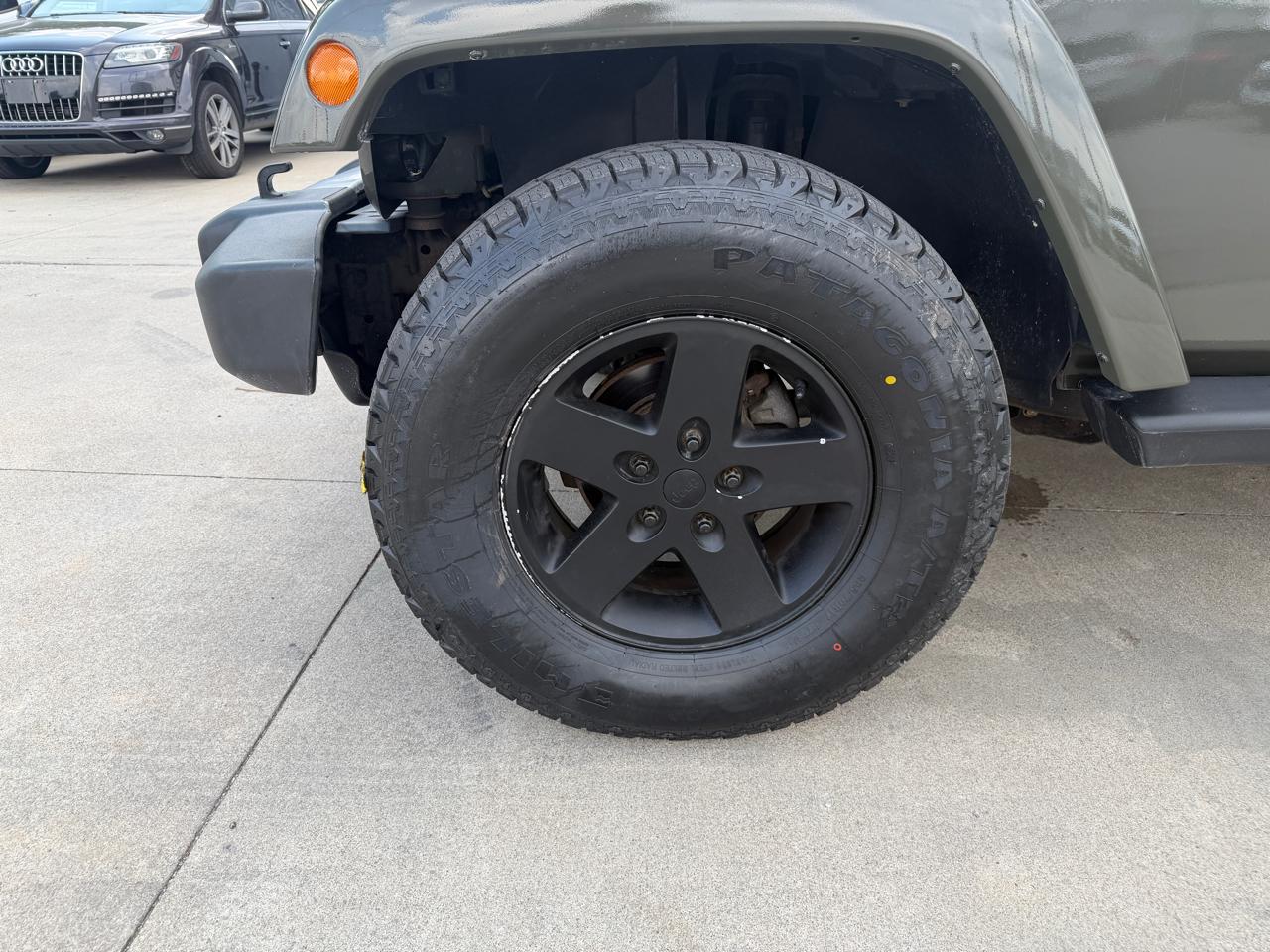 Jeep Wrangler Unlimited Sahara 4WD 2015