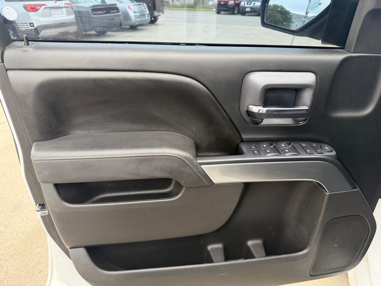 Chevrolet Silverado 1500 LT Crew Cab Long Box 4WD 2015