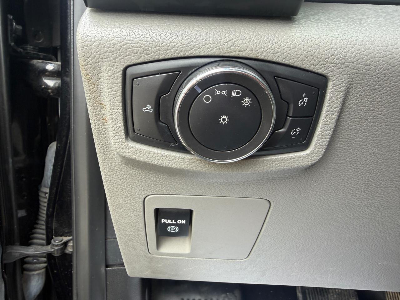 Ford F-150 Lariat SuperCab 8-ft. 4WD 2017