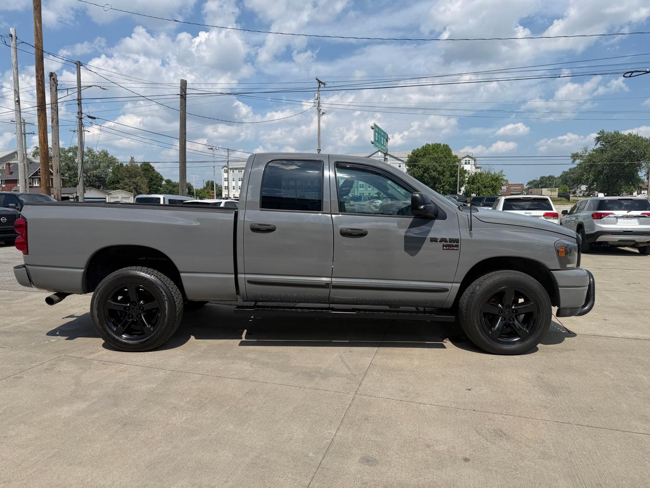 Dodge Ram 1500 SXT Quad Cab Long Bed 4WD 2008