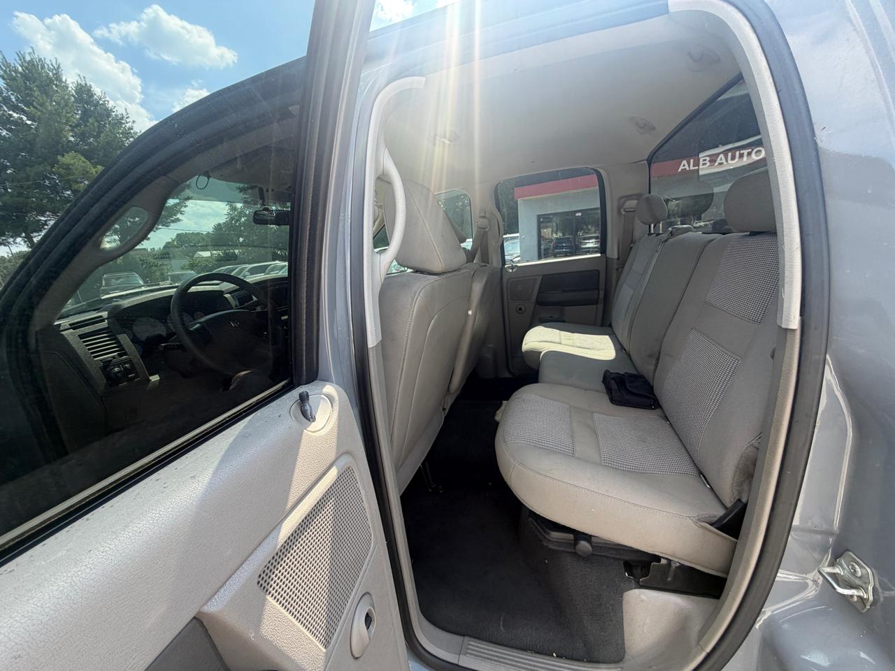 Dodge Ram 1500 SXT Quad Cab Long Bed 4WD 2008