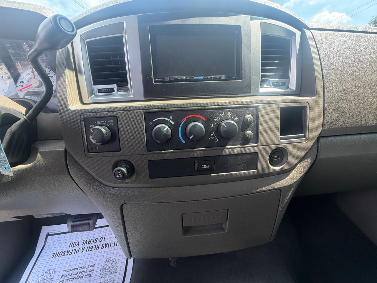Dodge Ram 1500 SXT Quad Cab Long Bed 4WD 2008
