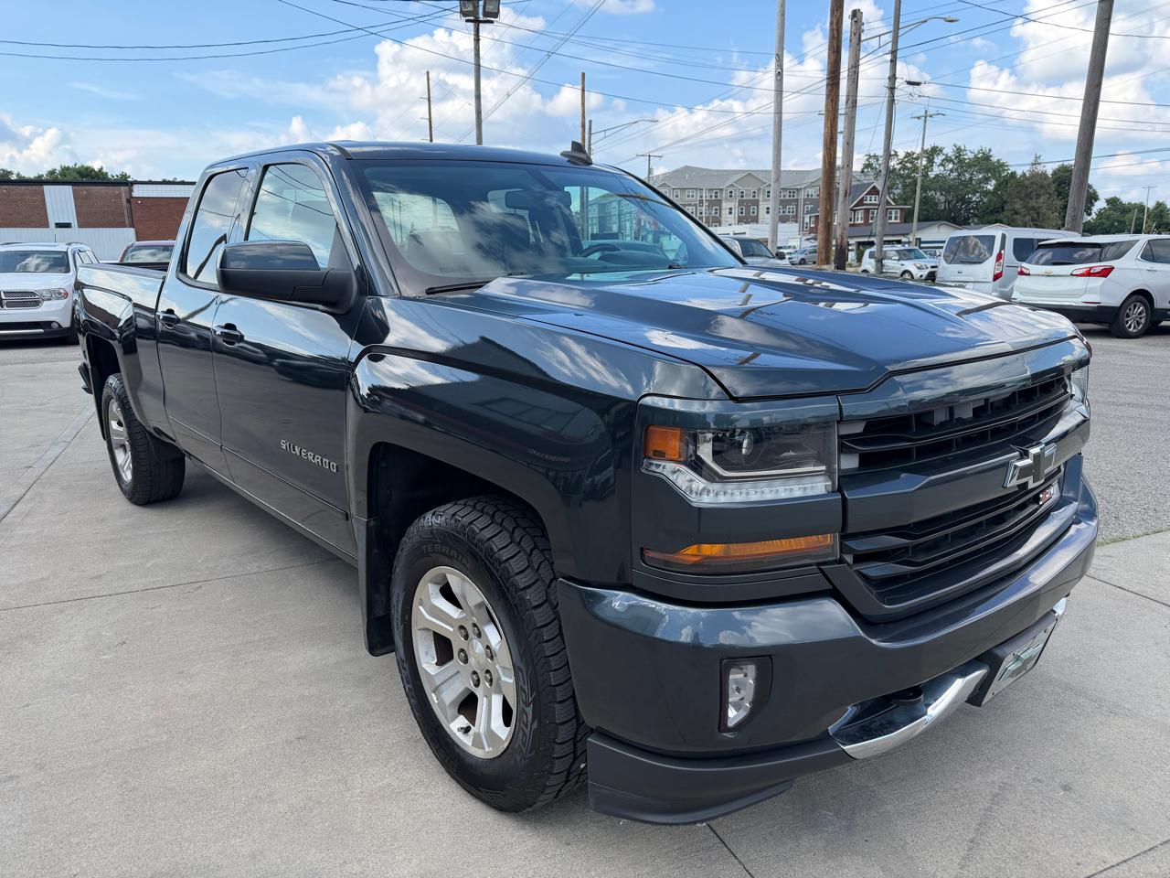 Chevrolet Silverado 1500 LT Double Cab 4WD 2017