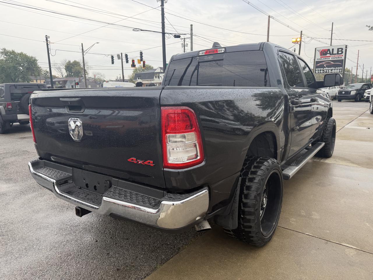 RAM 1500 Tradesman Crew Cab SB 4WD 2019