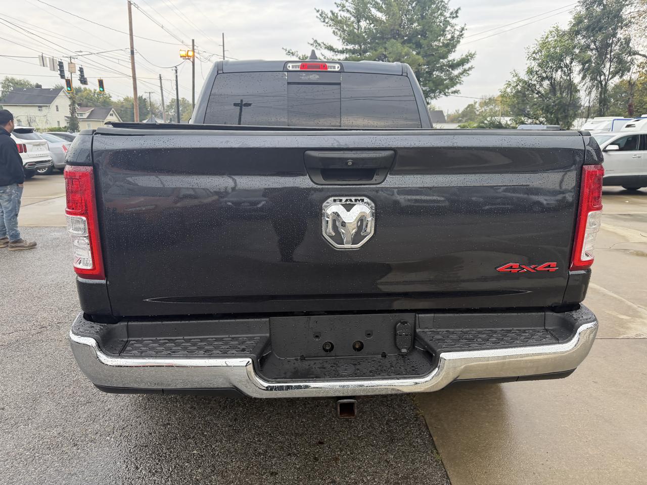 RAM 1500 Tradesman Crew Cab SB 4WD 2019