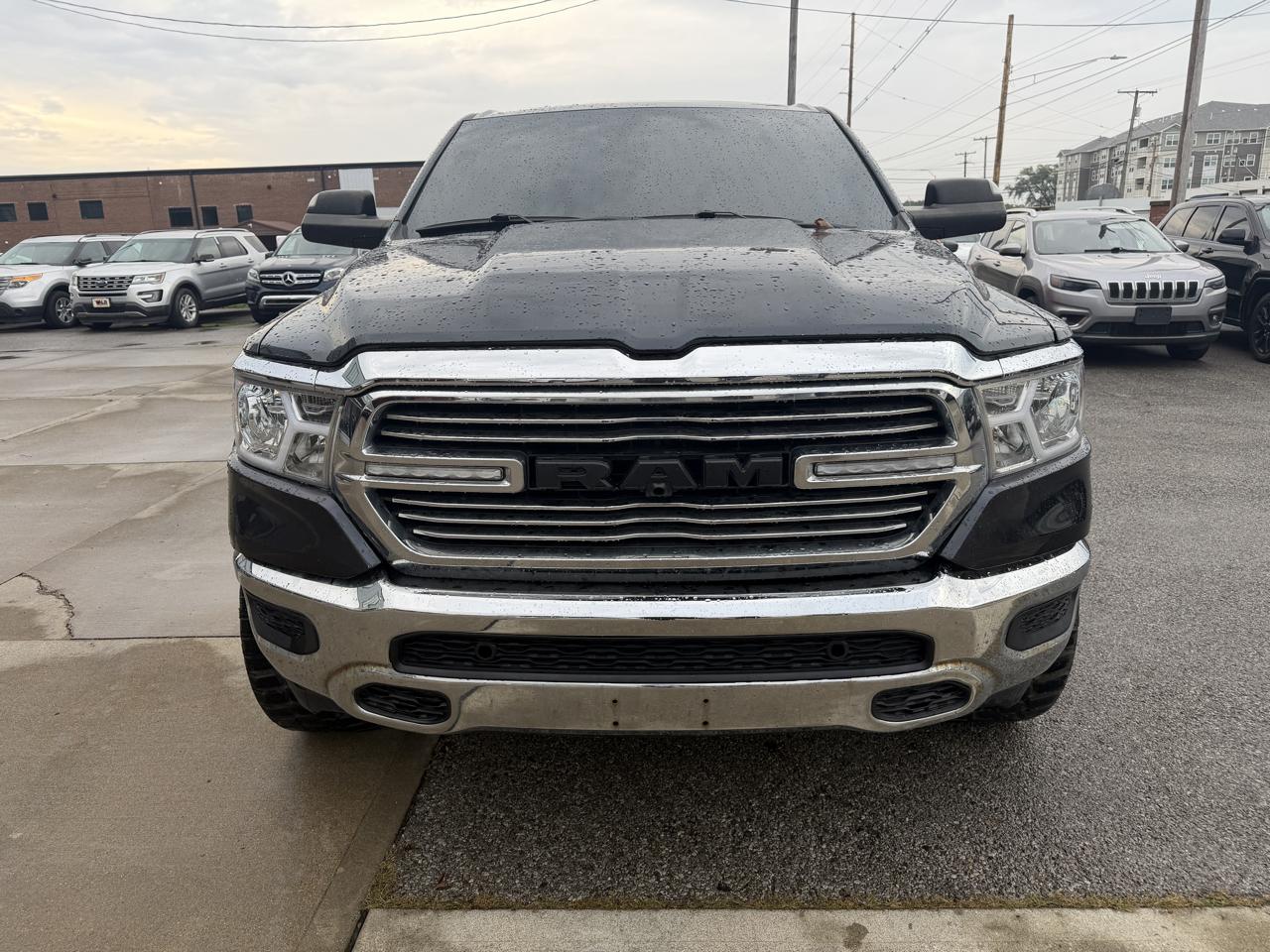 RAM 1500 Tradesman Crew Cab SB 4WD 2019