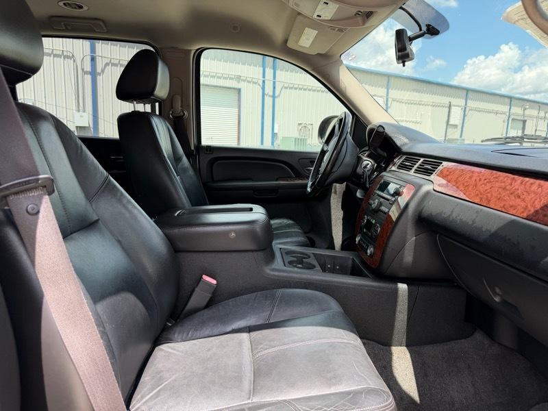 Chevrolet Suburban LT1 1500 2WD 2009