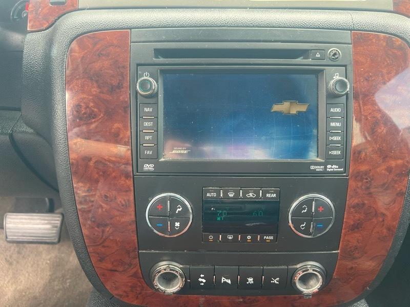 Chevrolet Suburban LTZ 1500 4WD 2010