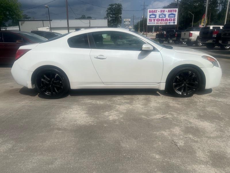 Nissan Altima 3.5 SE Coupe 2009