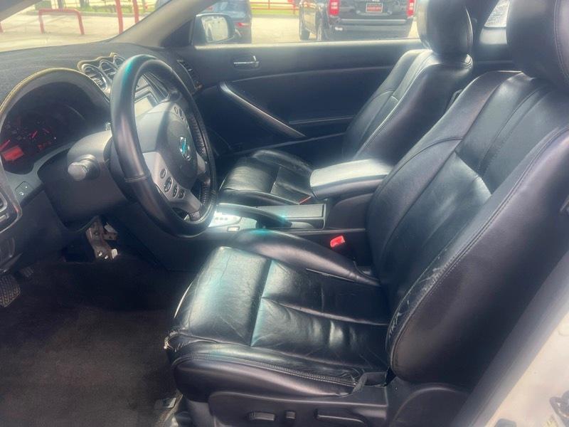 Nissan Altima 3.5 SE Coupe 2009