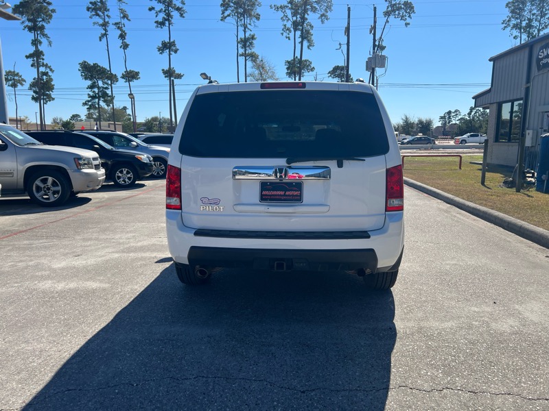 Honda Pilot EX-L 2WD 5-Spd AT with Navigation 2011