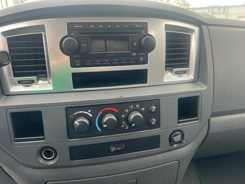 Dodge Ram 1500 SXT Quad Cab Long Bed 2WD 2008