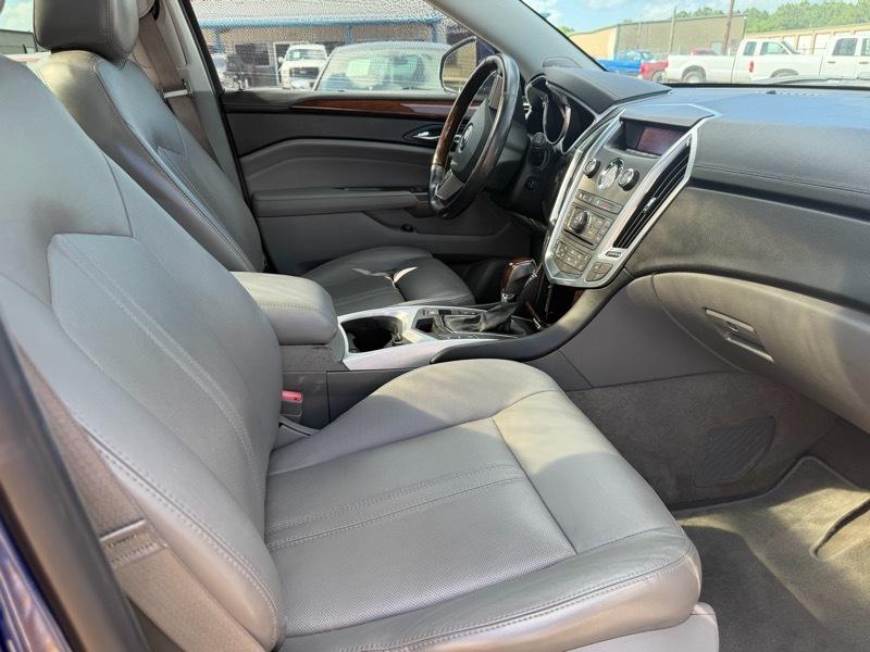 Cadillac SRX Luxury 2012