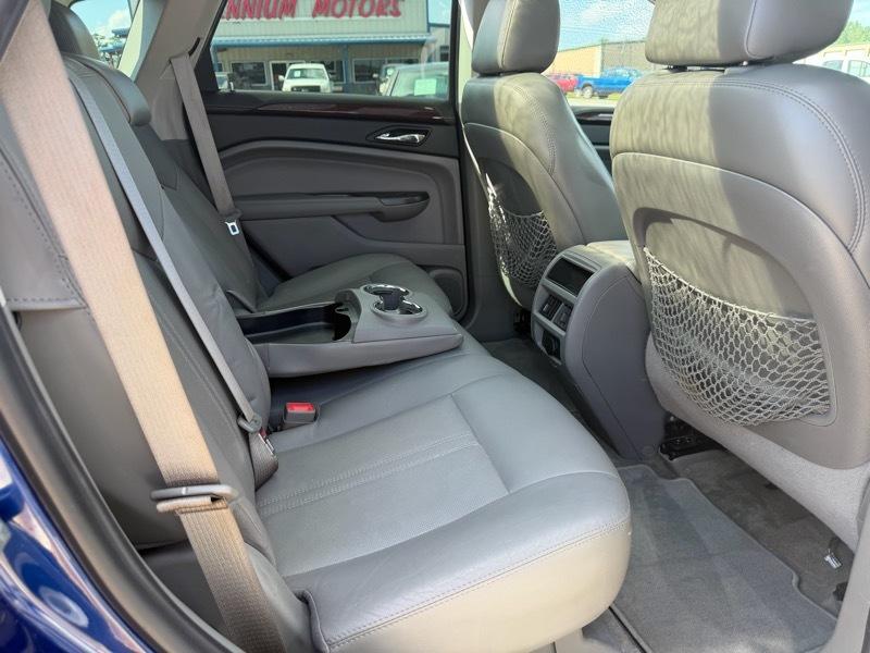 Cadillac SRX Luxury 2012